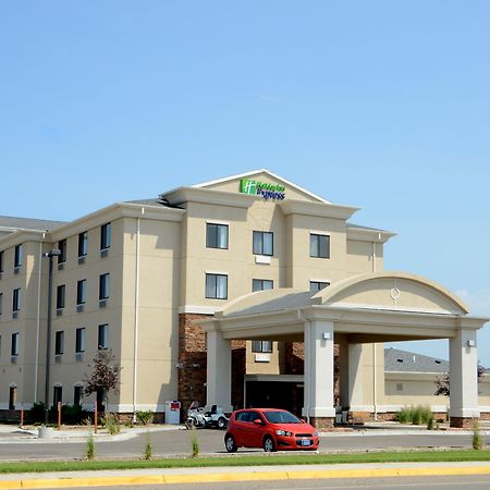 Holiday Inn Express & Suites Sidney By Ihg Ngoại thất bức ảnh