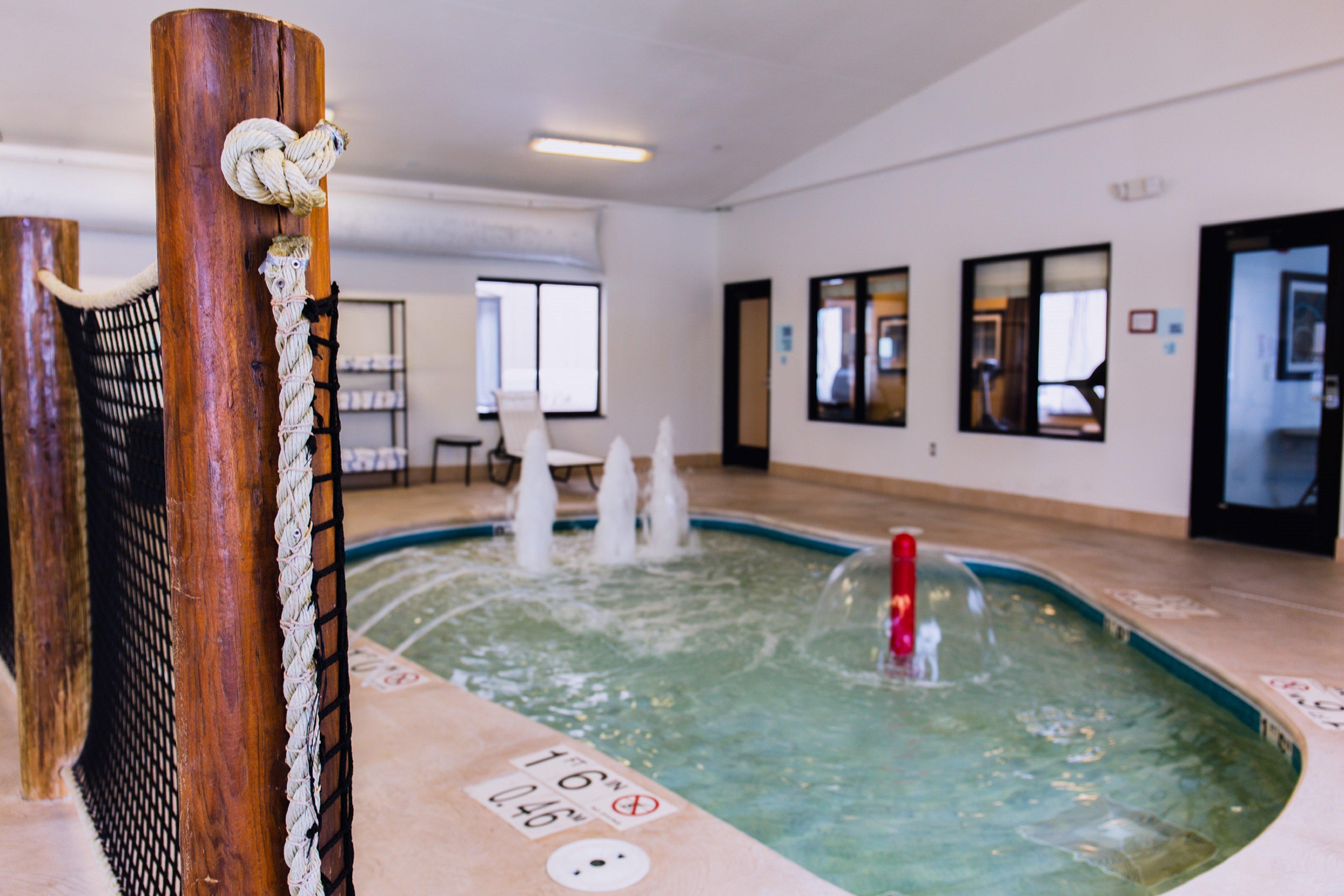 Holiday Inn Express & Suites Sidney By Ihg Ngoại thất bức ảnh