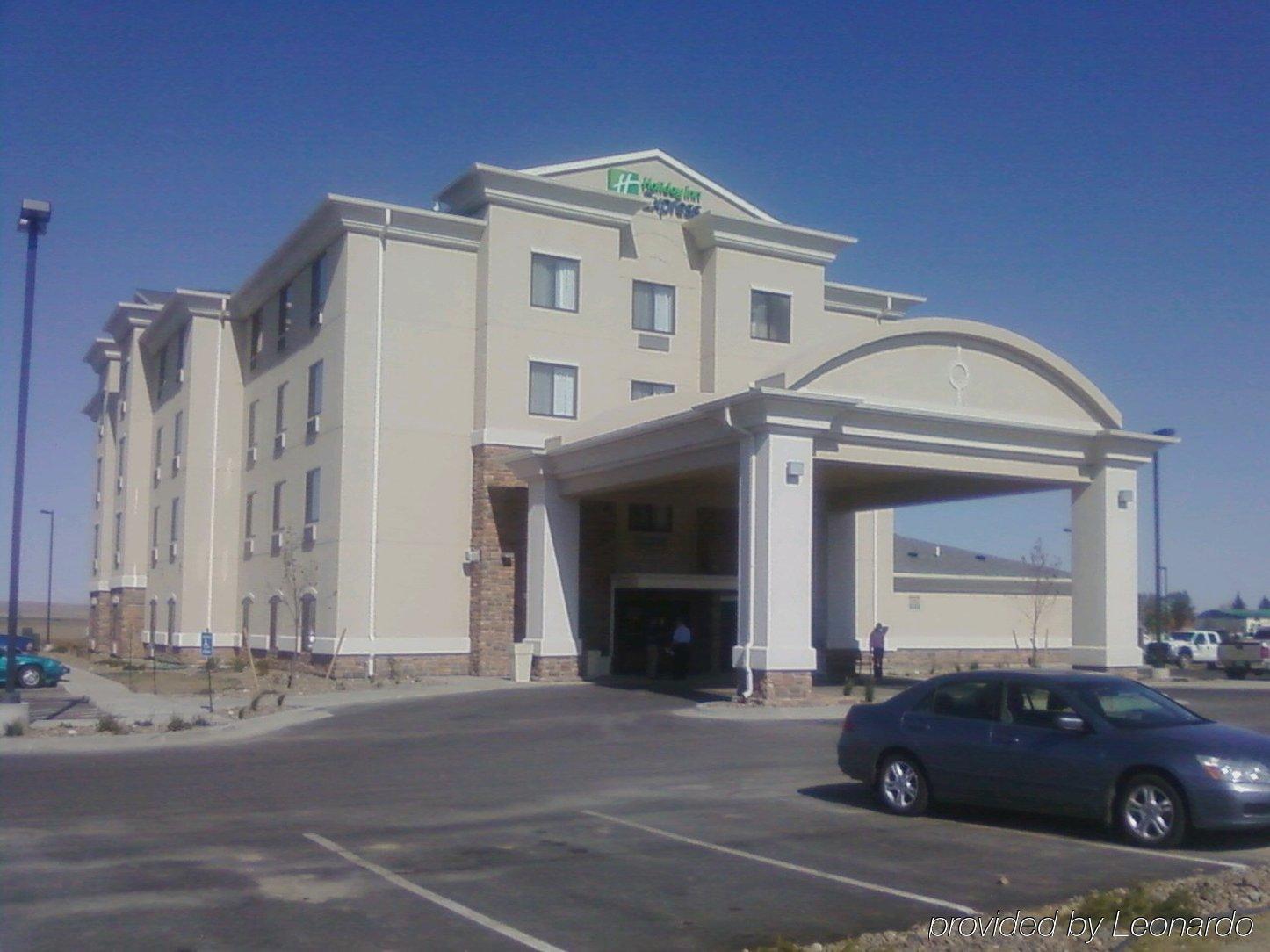 Holiday Inn Express & Suites Sidney By Ihg Ngoại thất bức ảnh